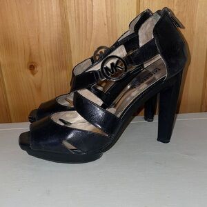 Micheal Kors Heels